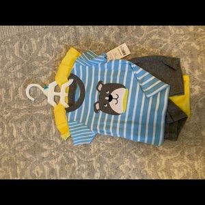 Carters Boys 3 piece outfit with dog appliqué. NWT